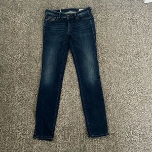 Diesel Doris jeans, regular waist, size W28 L 32, good condition.
